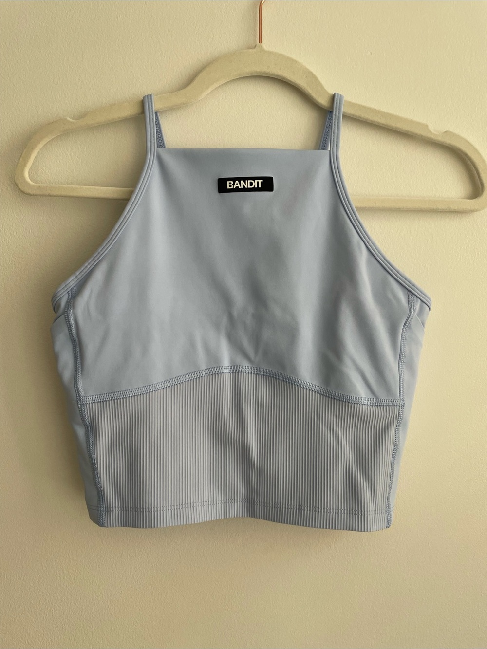 Bandit Running Women's Stamina 7 Pocket Nova Crop - Picture 4 of 5